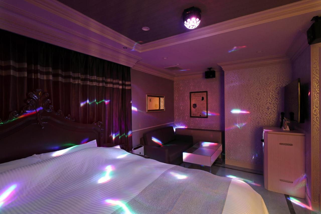 ホテルバースデー岐阜西店 Hotel Birthday Gifuwest (Adults Only) Экстерьер фото